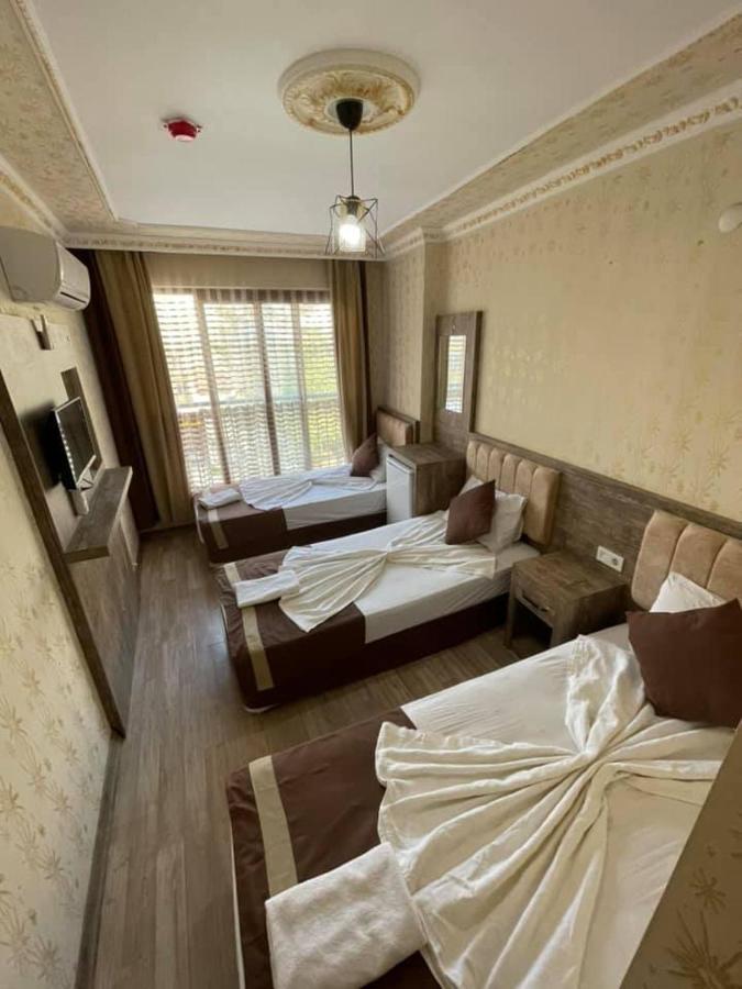 Oezguer Hotel Antalya Luaran gambar