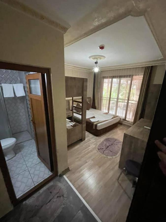 Oezguer Hotel Antalya Luaran gambar
