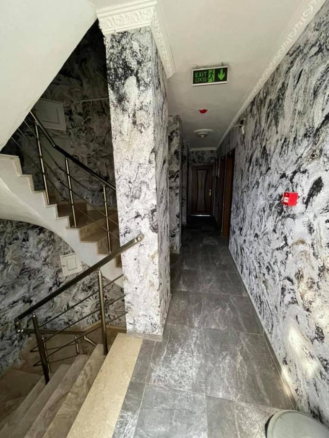 Oezguer Hotel Antalya Luaran gambar