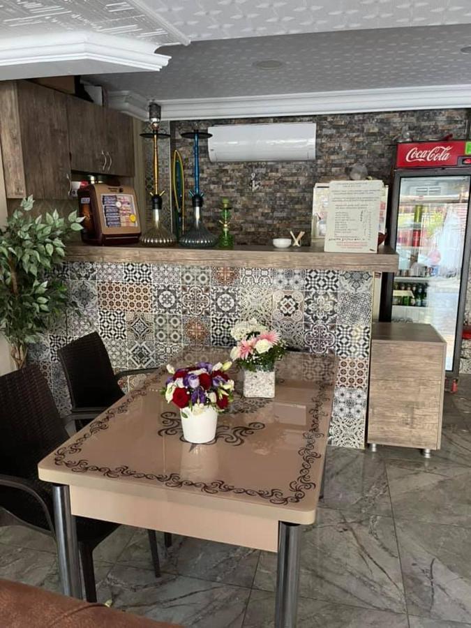 Oezguer Hotel Antalya Luaran gambar